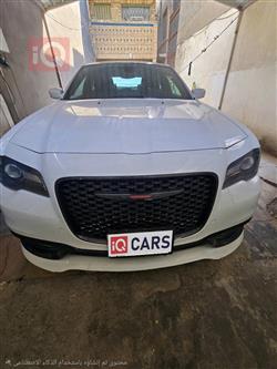 كرايسلر 300
